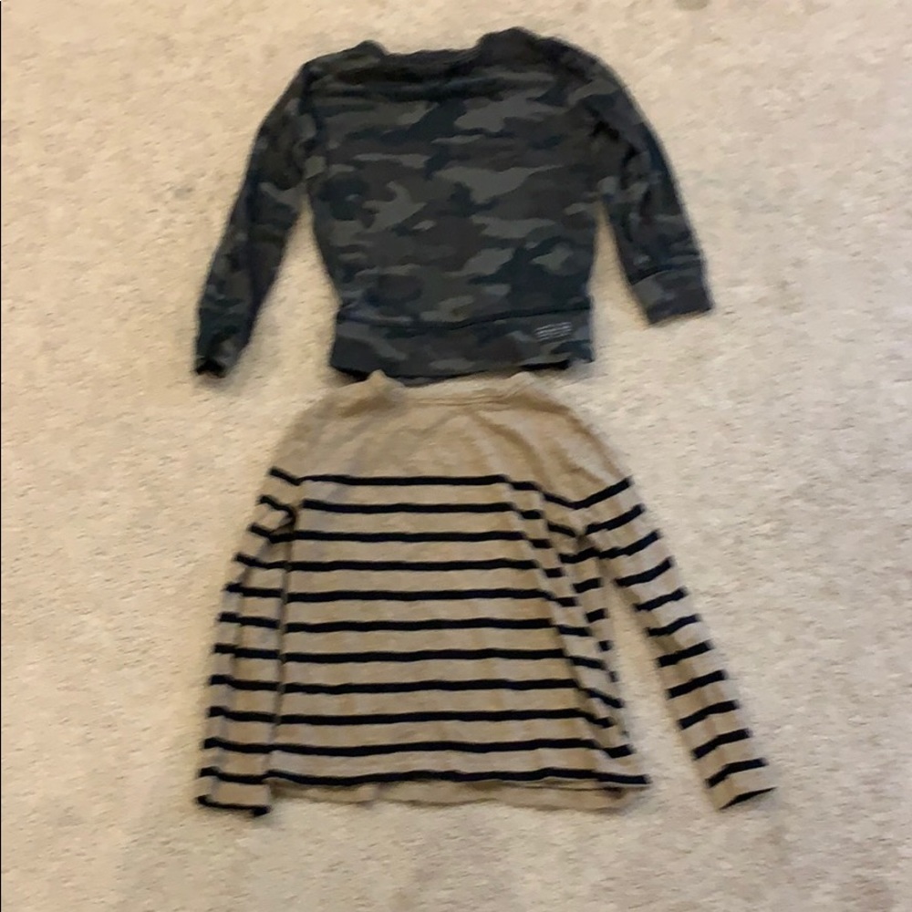 Two long sleeve gap kids shirts. Boys size ex’s